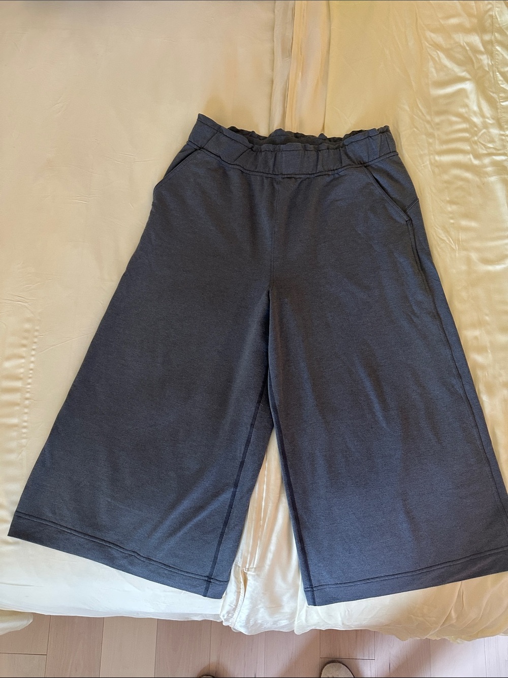 lululemon athletica Wide-Leg Capris - Charcoal Gray
